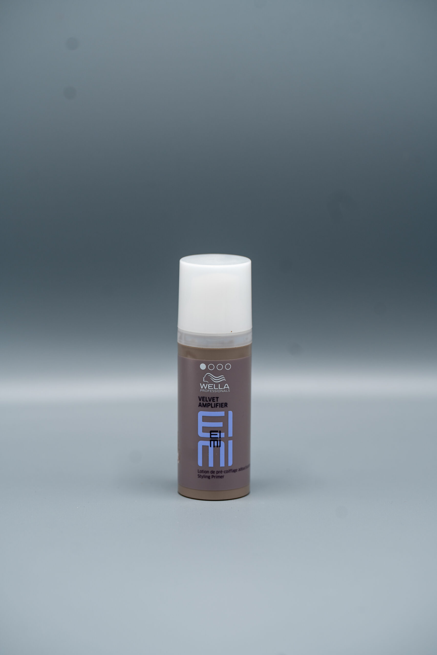 Wella EIMI Velvet Amplifier hair primer